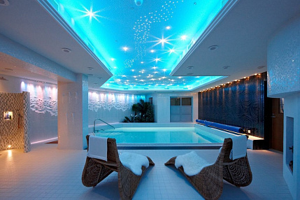 Освещение бассейнов